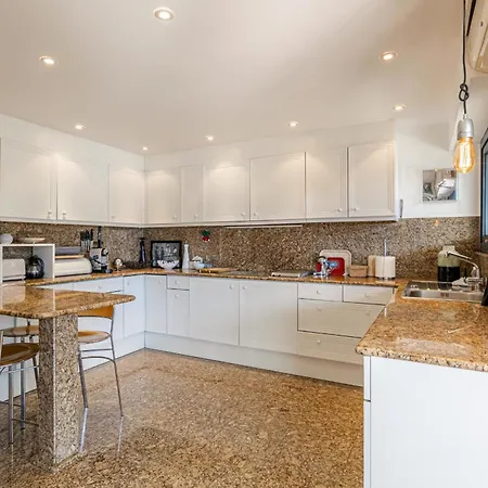 Ref 823 - Center - Duplex For Rent