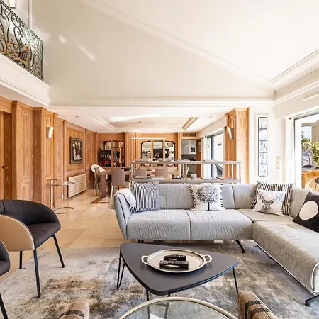 Ref 823 - Center - Duplex For Rent